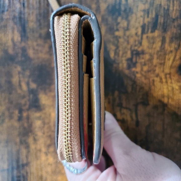 Tory Burch McGraw Bi-Fold Wallet Womens  Leather Camel Brown - Picture 14 of 16